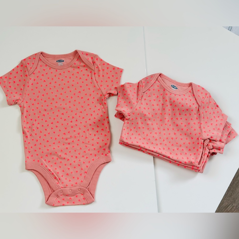 Old Navy Pink Baby Bodysuit Set